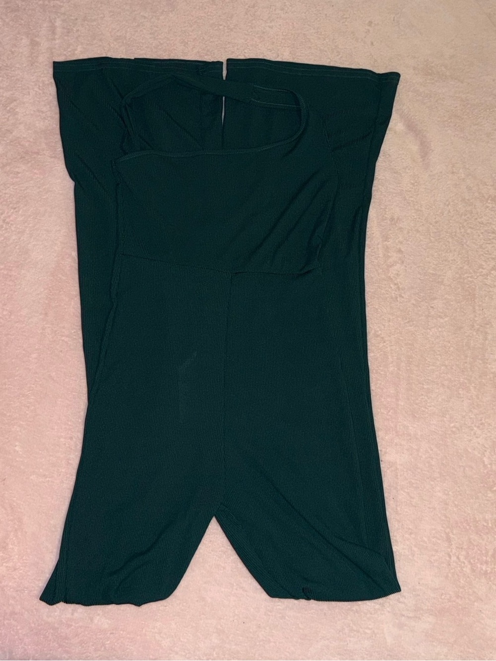 51 💚PrettyLittleThing Green Ribbed Romper💚